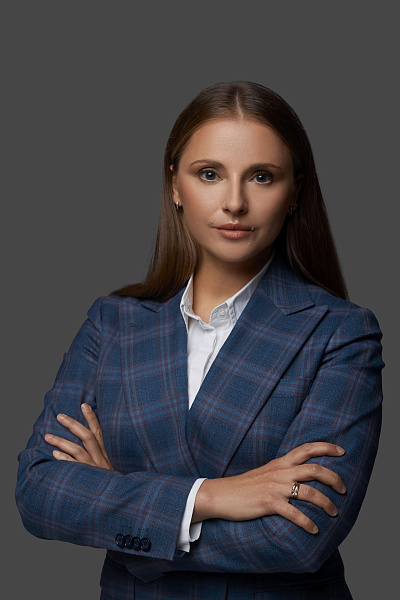 Блиндер <br>Анастасия